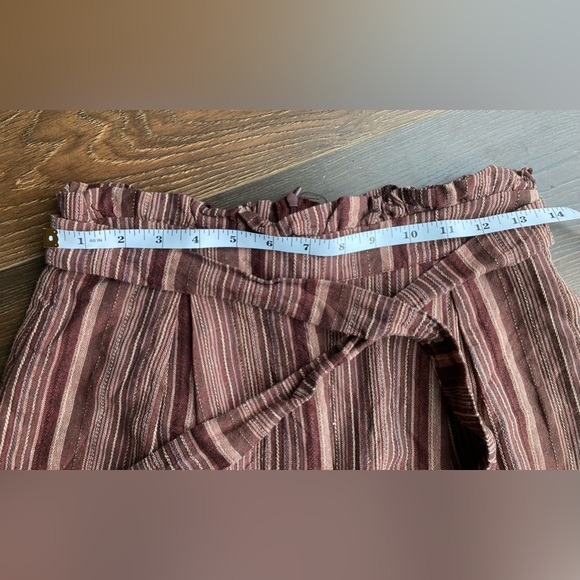 Blue Rain Paper Bag Shorts. Size Small. - Picture 8 of 10